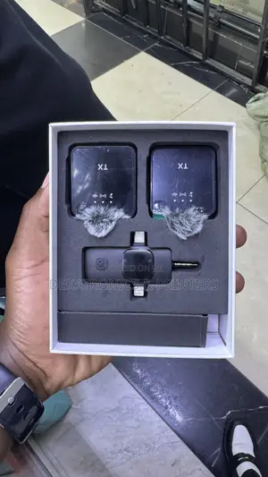 F11-2 Wireless Microphone