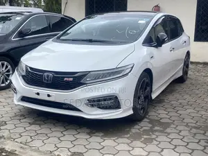 Honda Jade 2019 Pearl