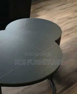 Coffee Table; Round Talemoh Coffee Table Set