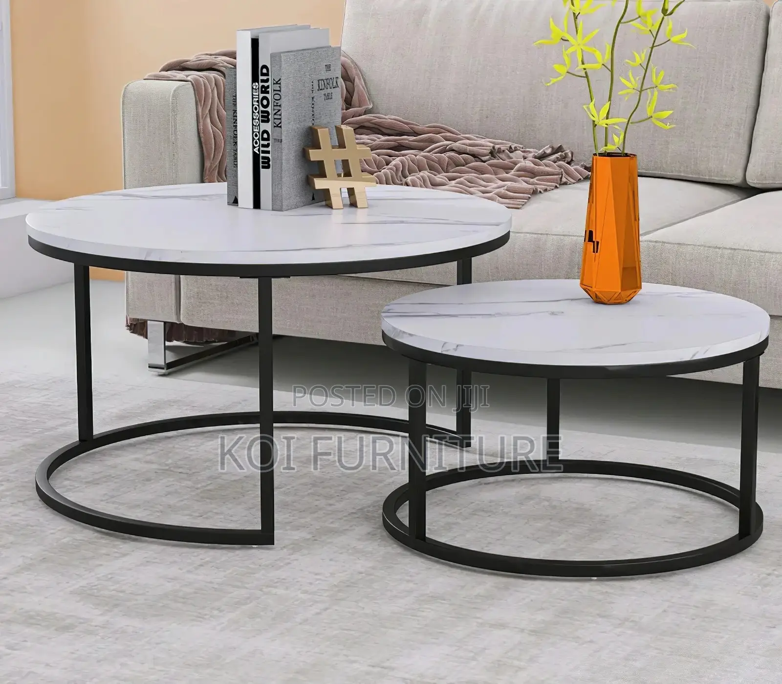 Coffee Table; Round Talemoh Coffee Table Set