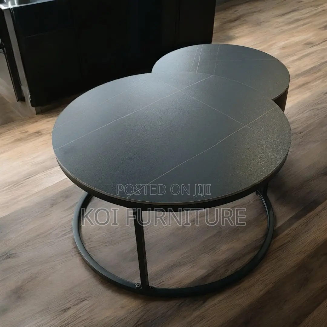 Coffee Table; Round Talemoh Coffee Table Set