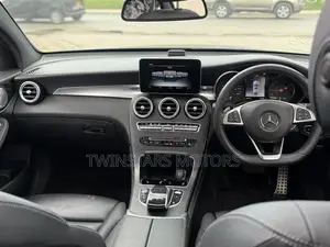 Mercedes-Benz GLC-Class 2019 Black