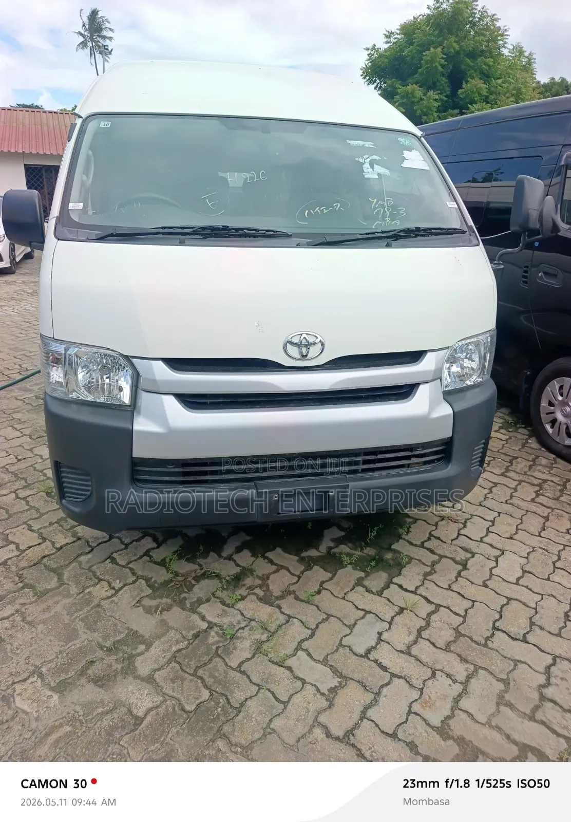 Toyota HiAce 2019 White
