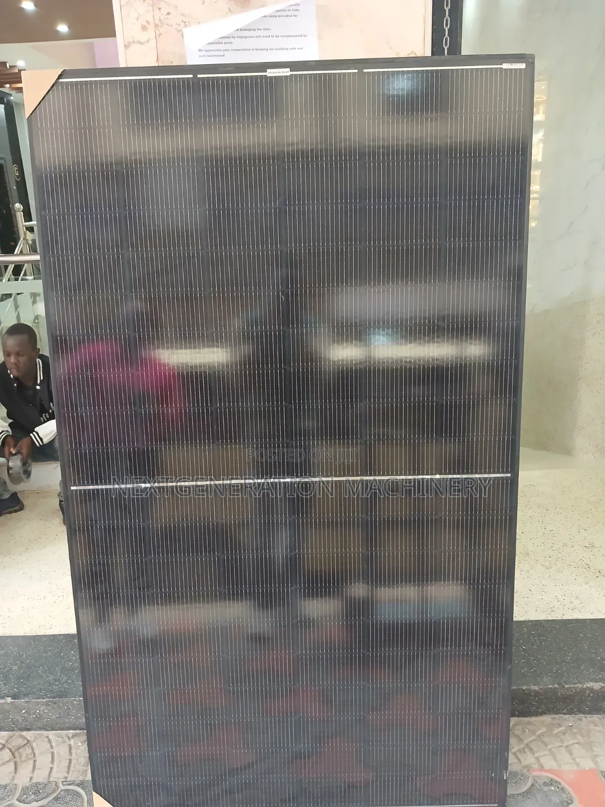 585watts Solar Panel
