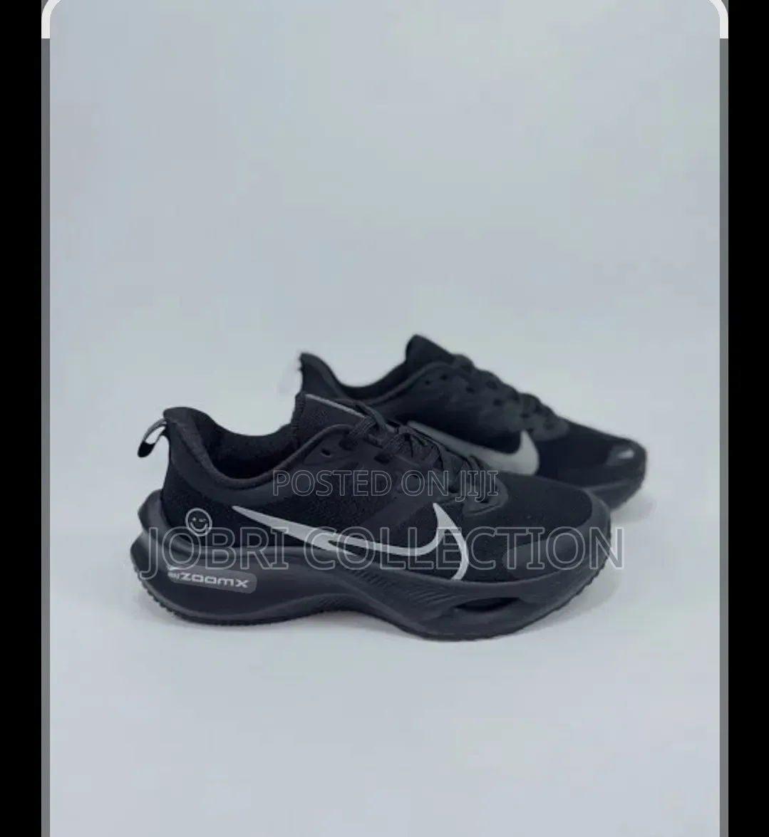 Nike Zoom X Trainer Sneakers