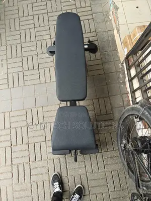 Dumbbell Bench