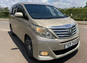 Toyota Alphard 2010 Gold