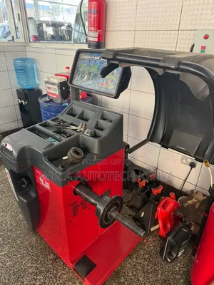 Compact and Durable Suitable Design Wheel Balancing Machine S828 Wula