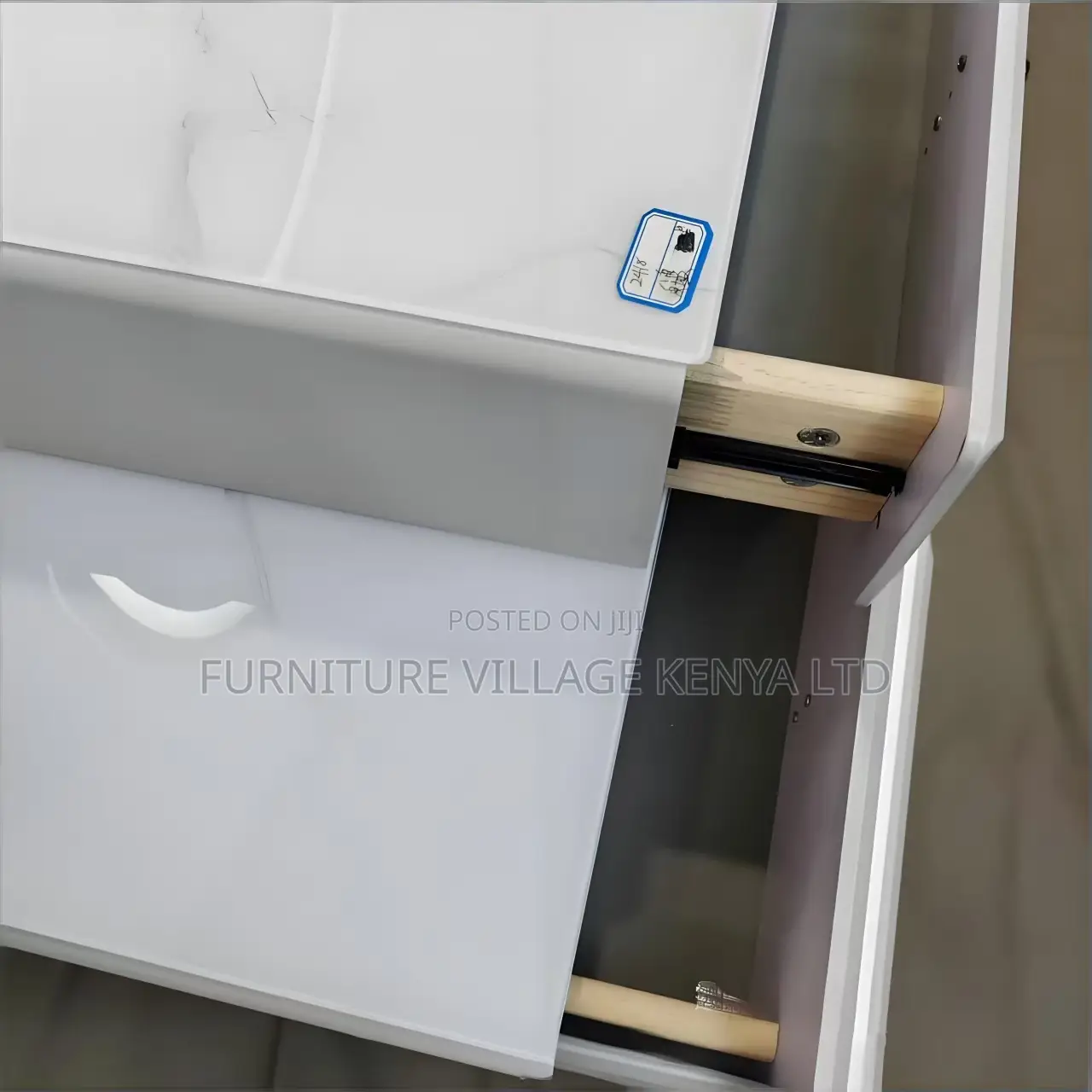 Imported Luxury Vanity Make Up Dressing Table