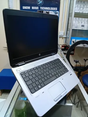 Laptop HP ProBook 640 G2 4GB Intel Core i5 HDD+SSD 640GB