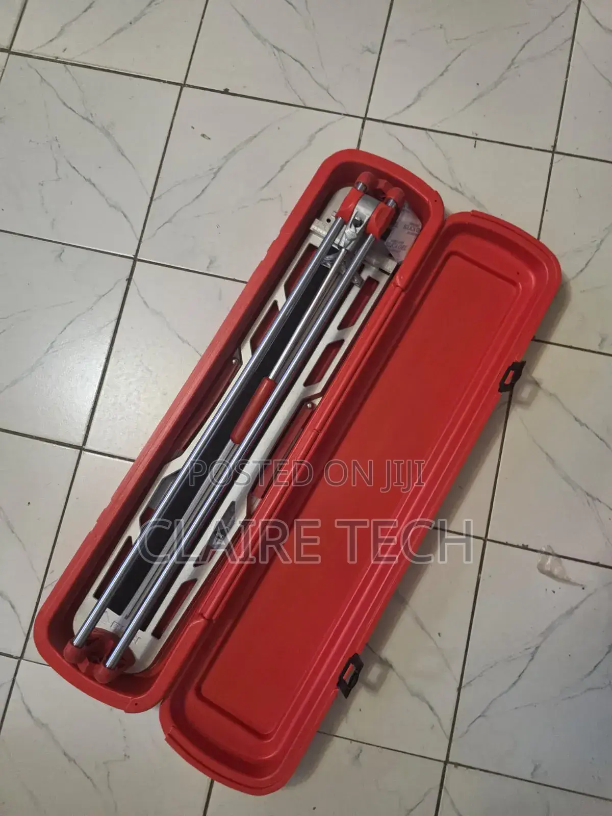 Rubi 60mm Tile Cutter – Compact, Powerful Reliable Cutting Tool