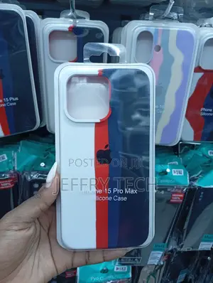 iPhone 15 Pro Max Reminiscent of Motorsport Aesthetics Case