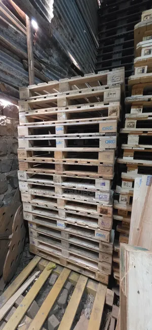 Wooden Pallets Heavy Duty Strong Industrial Use.