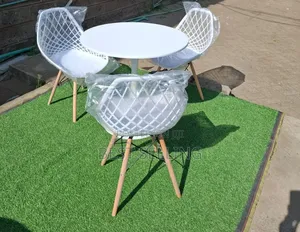 Eamas Round Dining Set