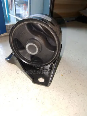 Front Engine Mount Kia Carens 2007