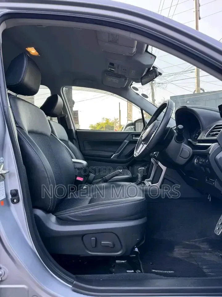 Subaru Forester 2.0XT Premium AWD 2018 Silver