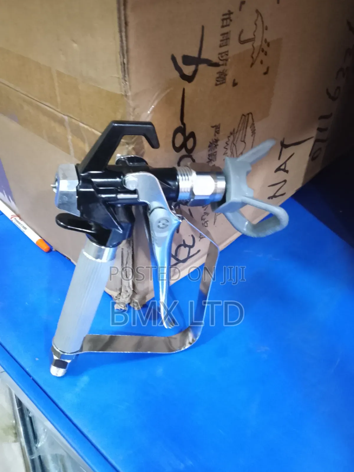 Paint Spraying Tool