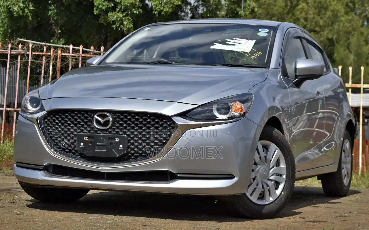 Mazda 2 2020 Silver