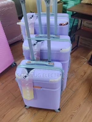 3 in 1 Luxury Fibre Suitcase Set With Spinner Wheels