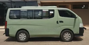 Nissan Caravan (Urvan) 2016 Green