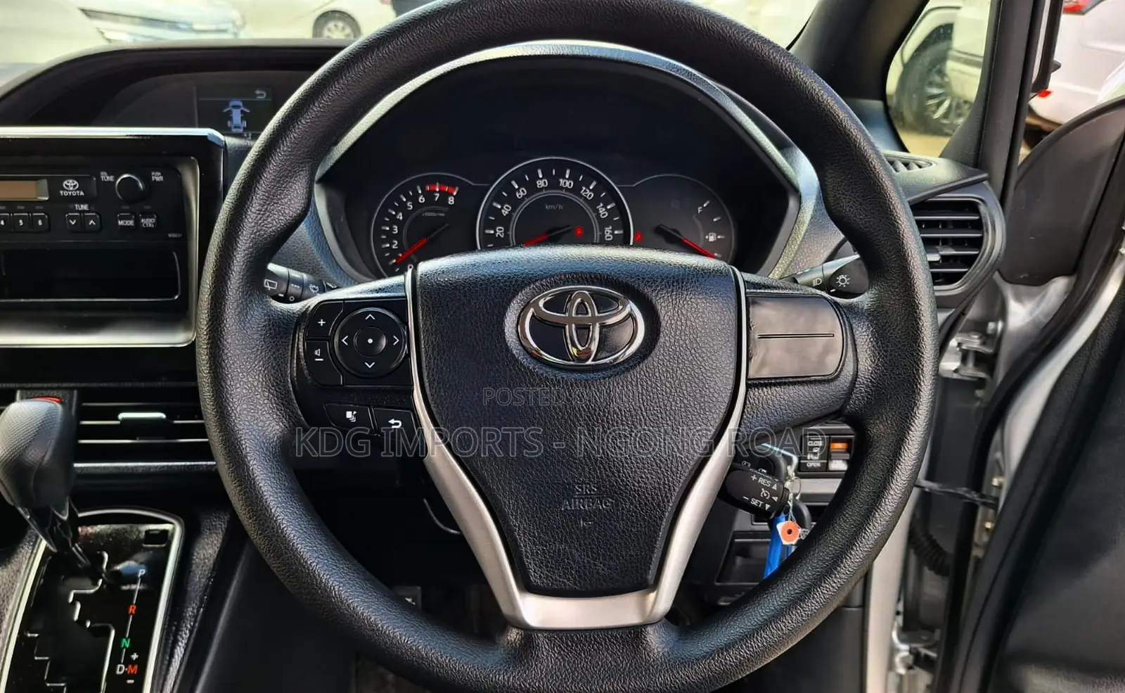Toyota Noah 2020 Silver