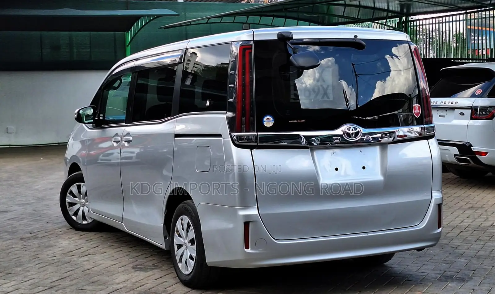 Toyota Noah 2020 Silver