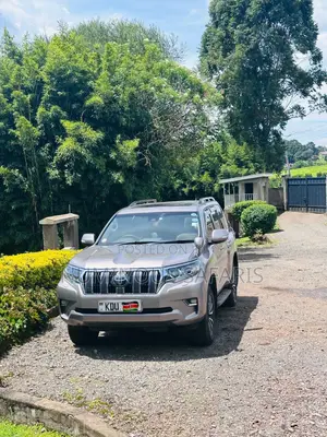 Toyota Prado, Landcruiser V8 For Hire/Rental