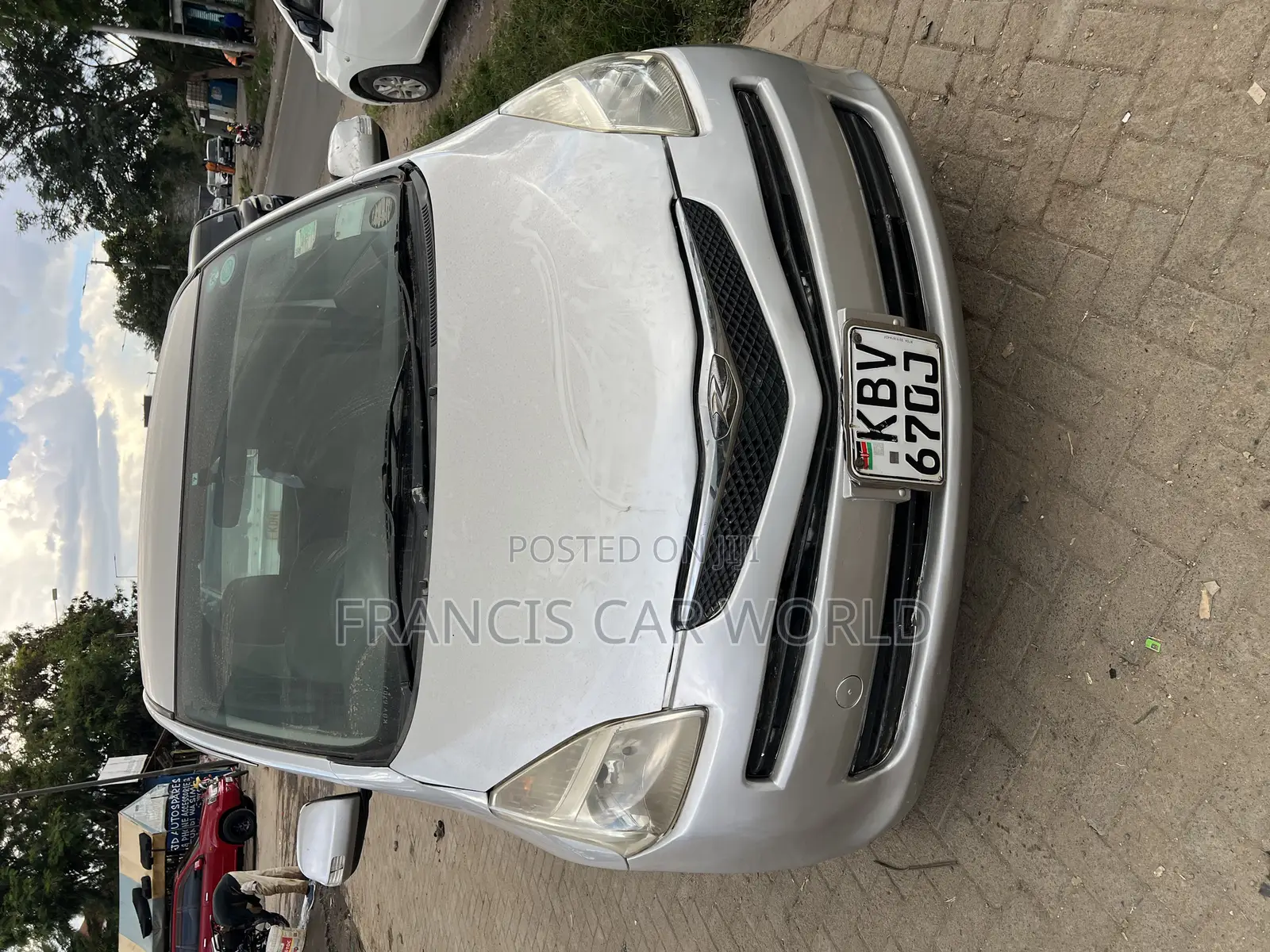 Toyota Ractis 2006 Silver