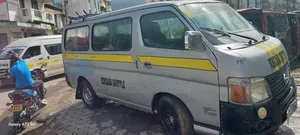 Nissan Caravan (Urvan) 2008 Silver