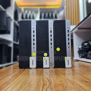 Desktop Computer HP EliteDesk 705 8GB AMD Ryzen 5 SSD 256GB