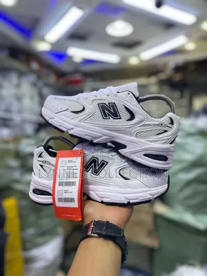New Balance 530 Black Sneakers – Lightweight Retro Runner Style