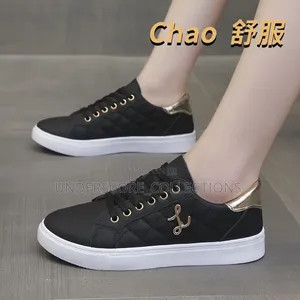 Ladies Sports Shoe