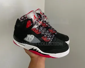 Air Jordan 6 Retro Sneakers – Iconic Championship Basketball Style