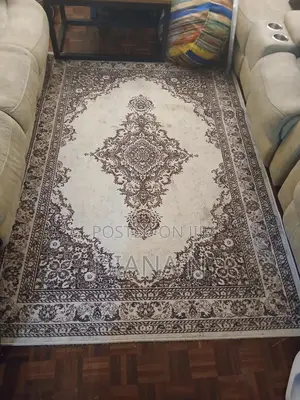 Elegant Persian-Style Carpet/Rug for Sale (162 Cm X 223 Cm)