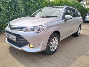 Toyota Corolla Fielder 1.5 Petrol FWD 2015 Silver