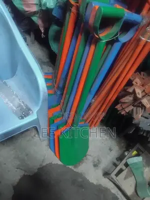 Durable Metal Shovel/Spade
