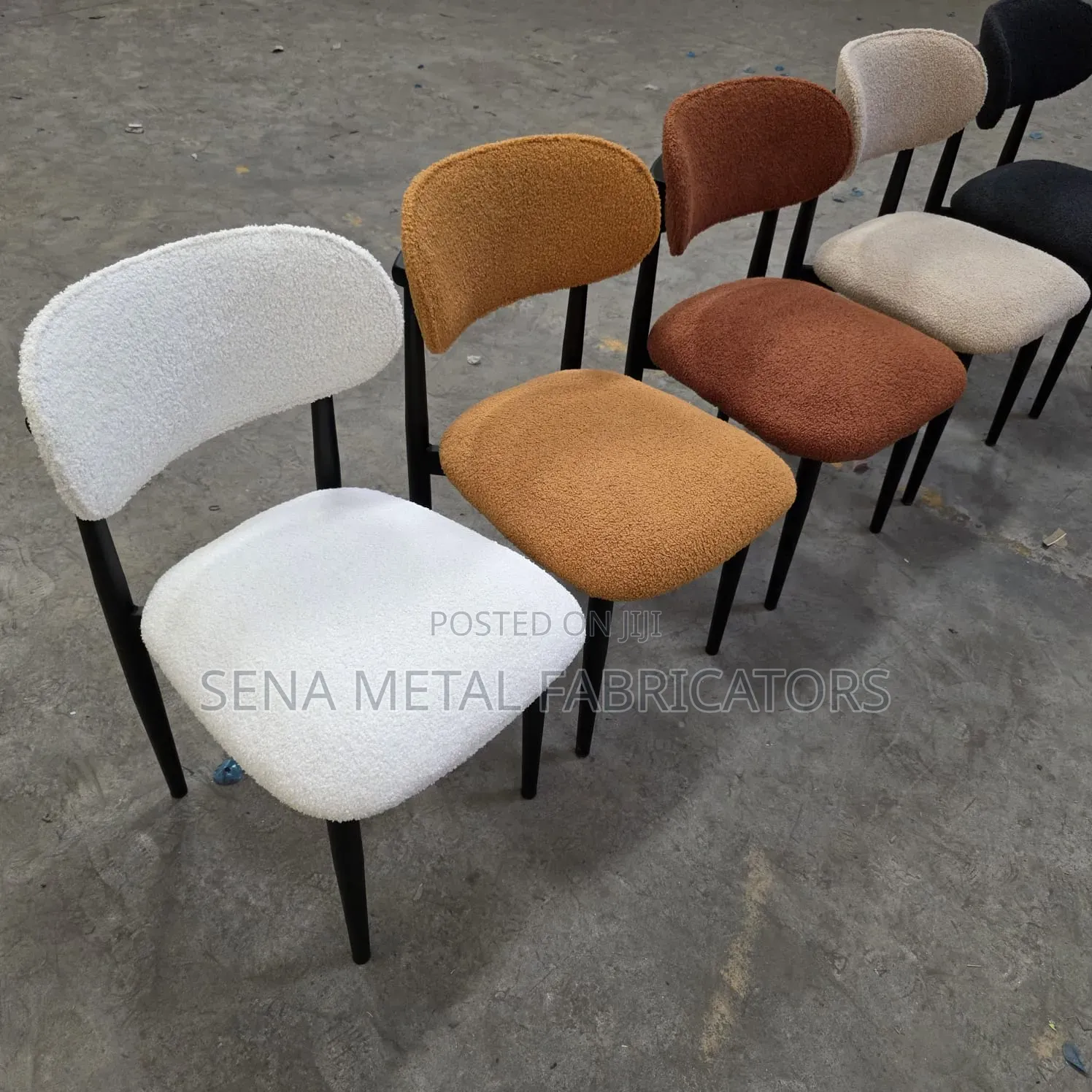 Bar/Restaurant Chairs With Luxury Materials.