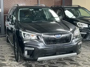 Subaru Forester 2019 Gray