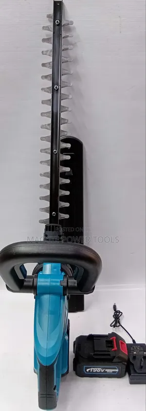 Affordable and Durable Makita Cordless Hedge Trimmer