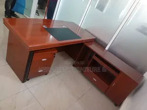 1.6m Executive Office Desk Modern Office Furniture