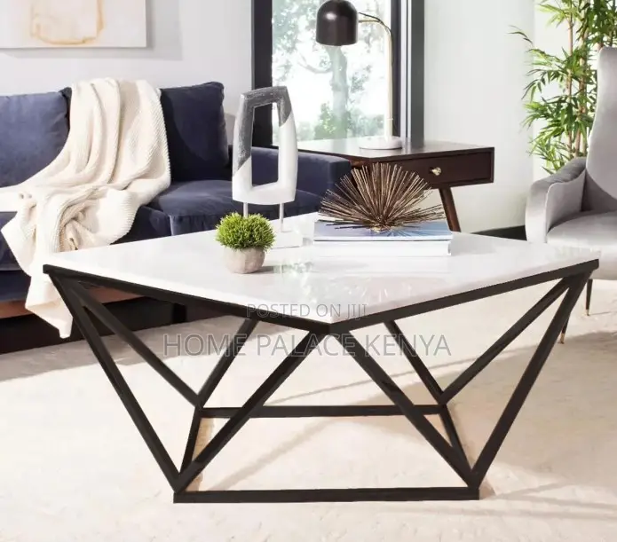 Coffee Table: Tempered Glass Coffee Table
