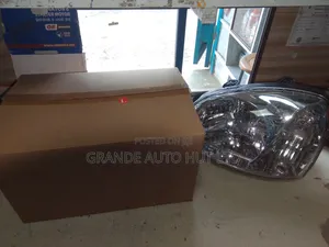 Head Lamp Left Hyundai Santa Fe 2005