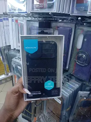 iPhone 12 Pro Max Secure, Anti-Fingerprint Grip Cover