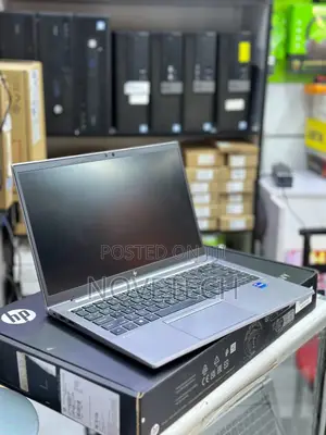 Laptop HP ZBook Firefly G8 16GB Intel Core i7 SSD 512GB