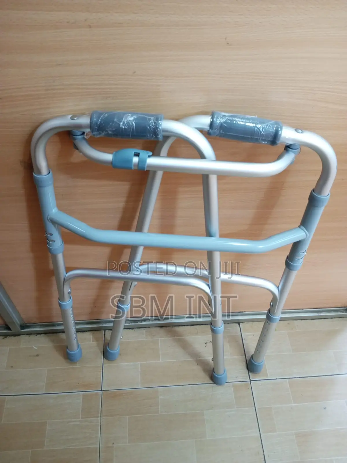 Walking Frame Without Wheels
