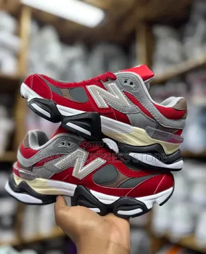 New Balance 9060 Carbon "Grey/Red"