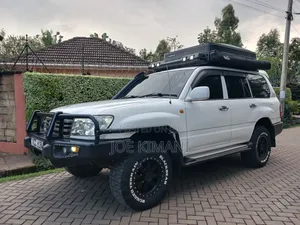 Toyota Land Cruiser 2007 White