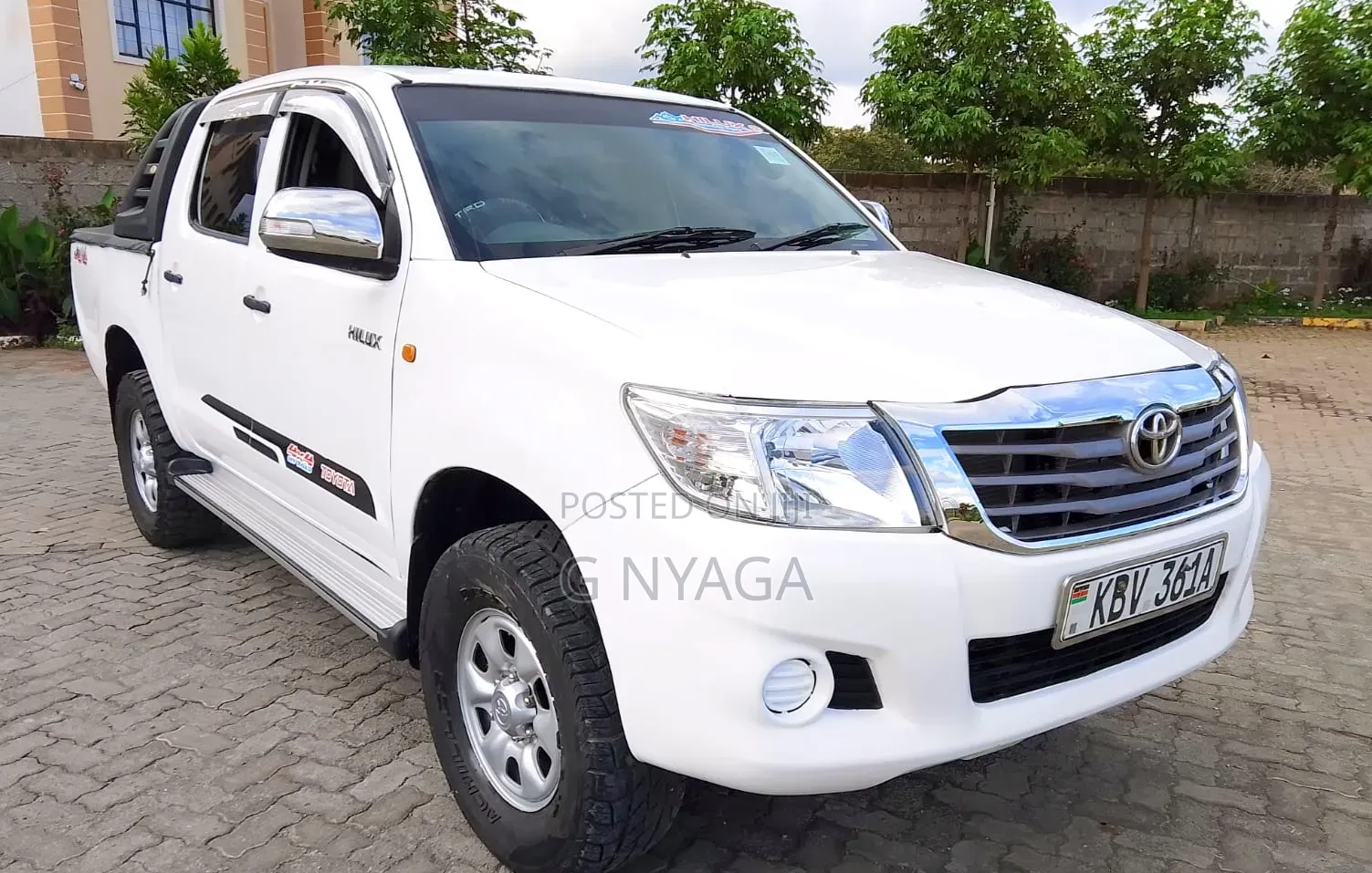 Toyota Hilux 2013