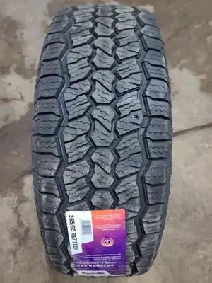 265 /65 R17 Apollo Tyres 112h Apterra a/T2