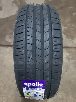 215/55r16 Apollo Tyres 93v [Made in India]